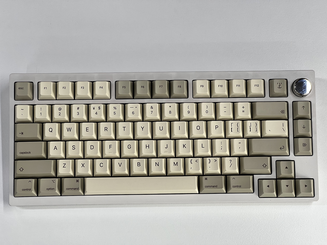 카메라와 키보드